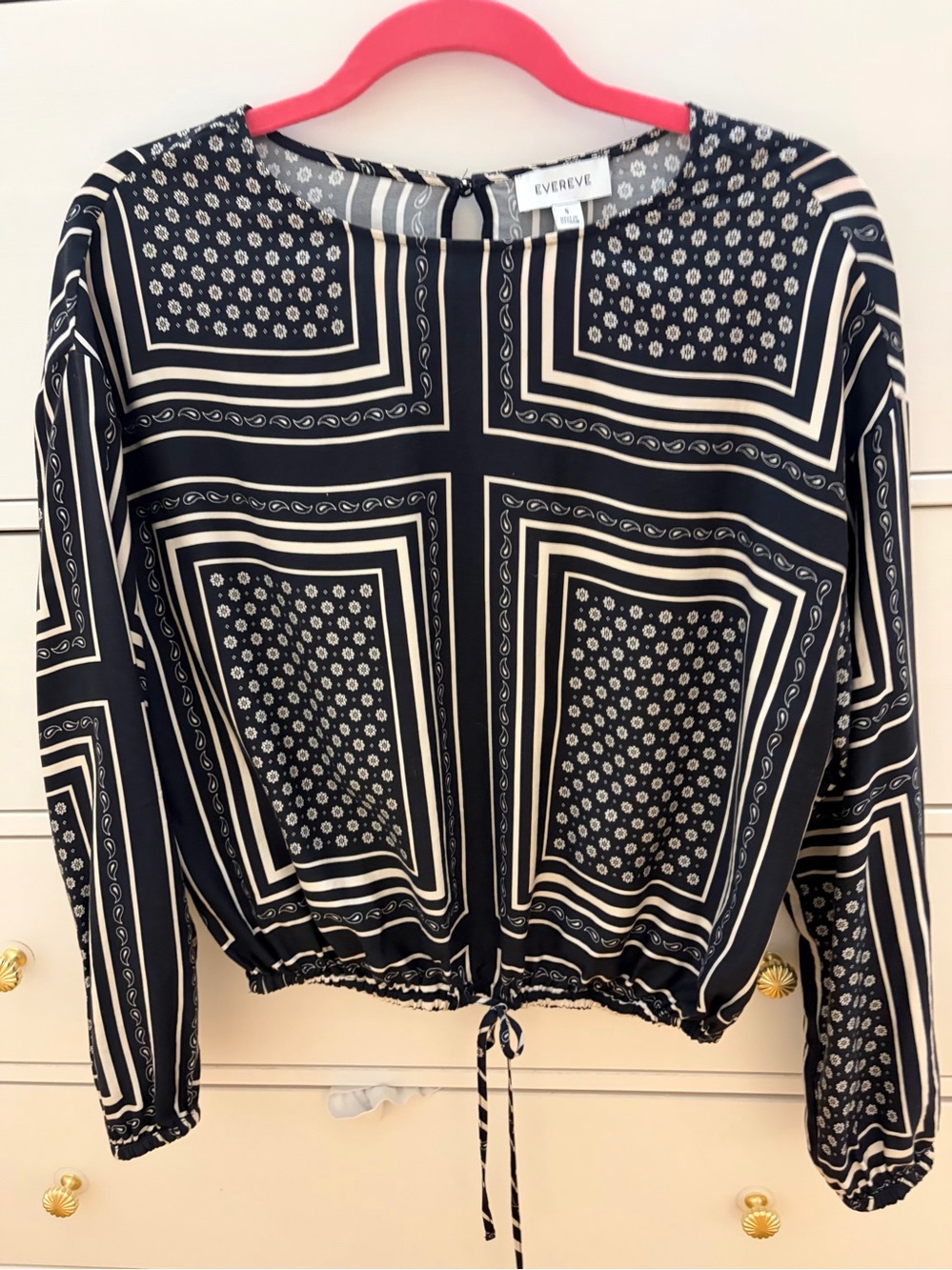 Super cute Evereve Top-Small